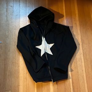 Star hoodie- black